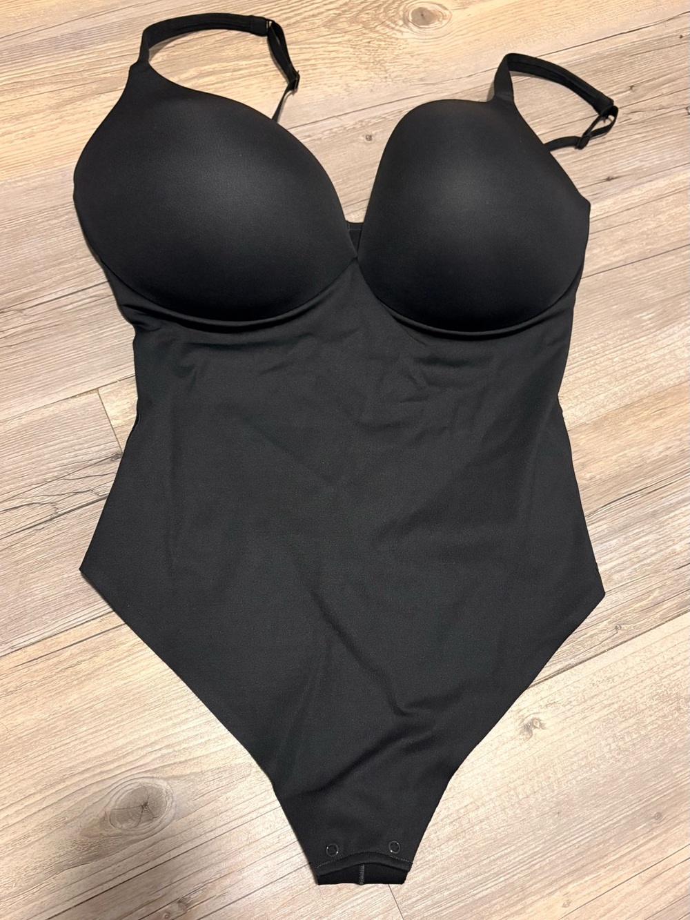 SKIMS Kim Kardashian ultimate thong bodysuit XL new with tags